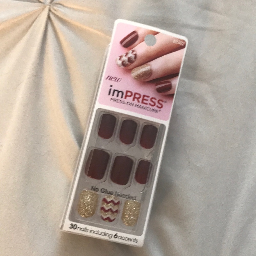 Stick On Fake Nails